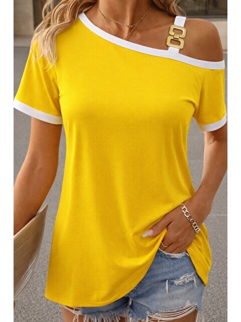 Jane's Kadın Kısa Kollu Tek Omuzu Açık Askı Toka Detaylı Viskon Bluz