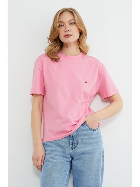 Fullamoda Kiraz Aksesuarlı Bisiklet Yaka Tişört