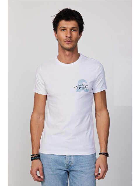 TUDORS Erkek Slim Fit Dar Kesim %100 Pamuk Yumuşak Dokulu Baskılı Beyaz Bisiklet Yaka Tişört