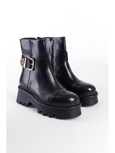 Capone Outfitters Trak Tabanlı Metal Tokalı Yandan Fermuarlı Kadın Bot - S000296503-19351