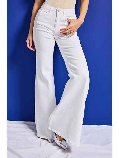 It's Basic Kadın Kırık Beyaz 7s6-101 MRY Flare Fit Komfort Kumaş Denim Jean