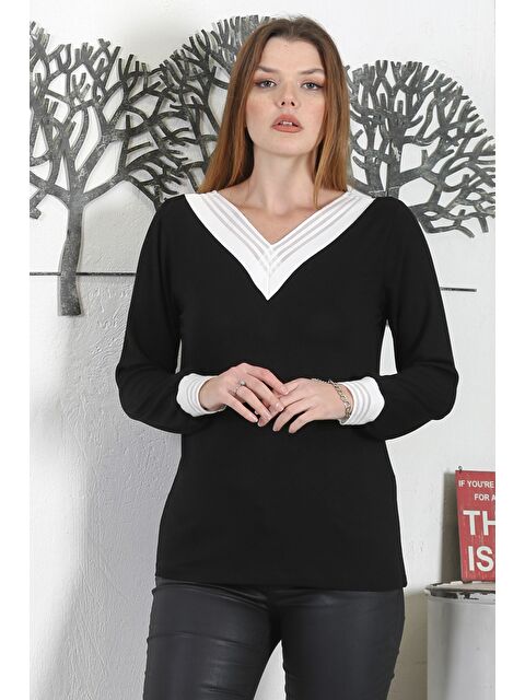 Chiccy Siyah-Beyaz V Yaka Manşetli Kollu Triko Garnili Casual Örme Bluz - S000468892-37424