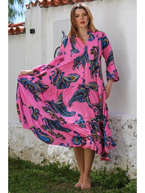 Chiccy Pembe V Yaka Fırfırlı Kol Şal Desenli Düğmeli Eteği Fırfırlı Casual Viskon Dokuma Elbise 135 60 - S000468897-20024