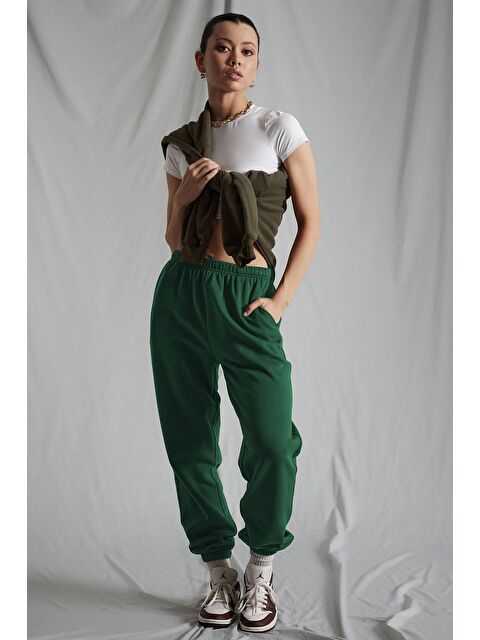 Madmext Kadın Koyu Yeşil Beli Lastikli Oversize Eşofman Altı Mg1235 - S000030633-19416