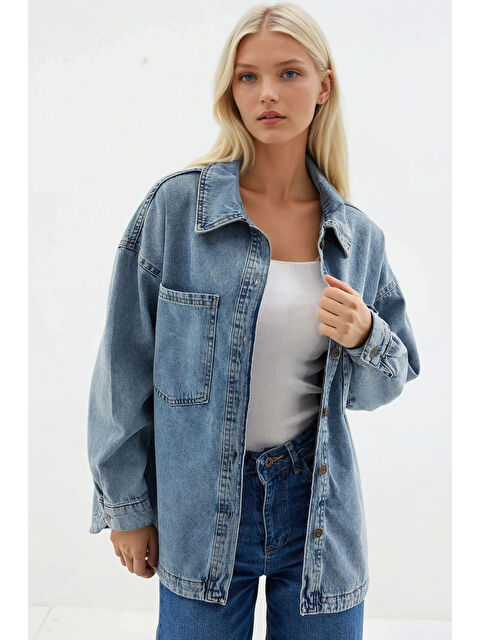 Hazelin Kadın Mavi Çift Cepli Önden Düğmeli Jean Ceket HZL25S-BD106941 - S000390431-17234