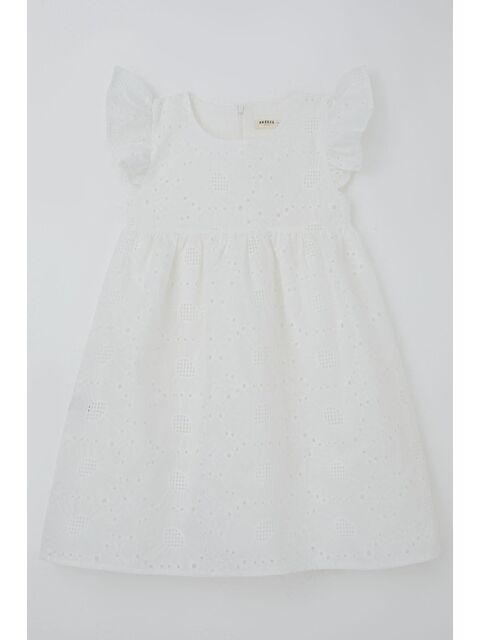 Breeze Kız Çocuk Dantel Elbise Çiçek Nakışlı Arka Kısmı Fermuarlı Ekru (5-10 Yaş)