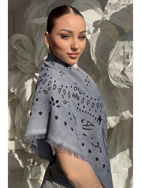 Remsa Desenli Kutjen Kare Omuz Şalı 1401 İndigo - S000530967-23093