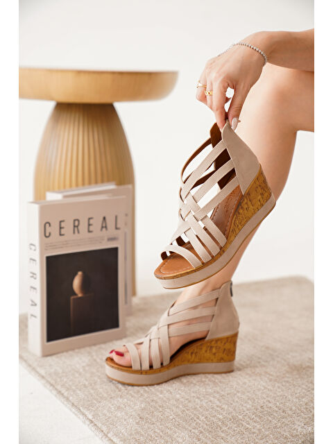 Daxtors D02000 Günlük Kadın Klasik Dolgu Topuklu Ayakkabı - S000386018-25638