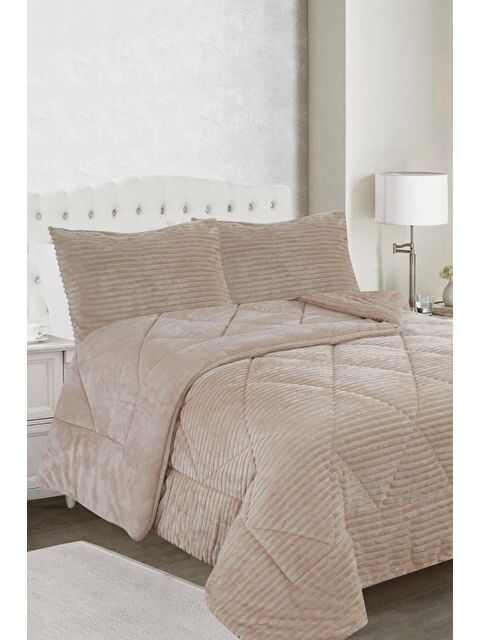 Çeyiz Diyarı Ece Stripe Çift Kişilik Pelüş Yatak Örtüsü Bej - S000501263-19928