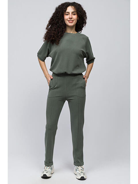 Dexia Huesca - Önü Nervür Detaylı Pike Modal Kumaş Dar Kalıp Havuç Kesim Pantolon - Haki Renk - S000360750-18547