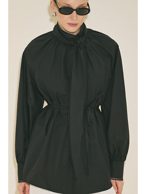 Manuka Bağlama Yaka Bluz Siyah - S000529514-19351