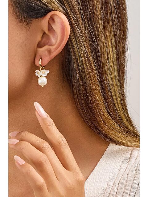 New Obsessions Beyaz Çiçekli küpe - S000427553-20076