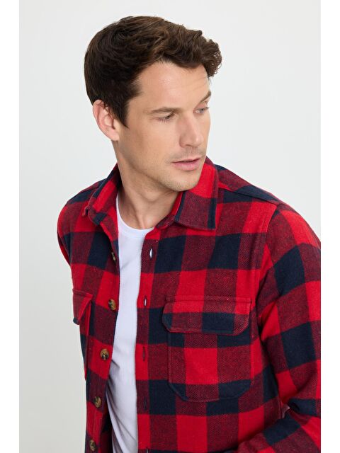 TUDORS Erkek Slim Fit Dar Kesim Uzun Kollu Kapaklı Çift Cepli Kareli Kışlık Oduncu Gömlek - S000519209-23173