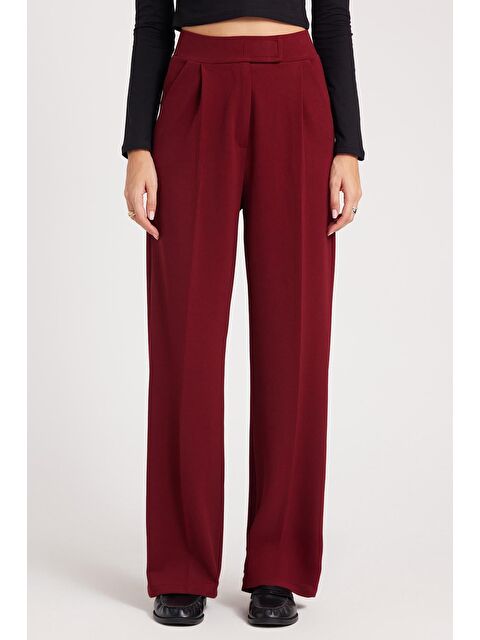 TUDORS Kadın Regular Fit Klasik Kesim Cırt Kapamalı Geniş Paça Bordo Pantolon - S000522947-19951