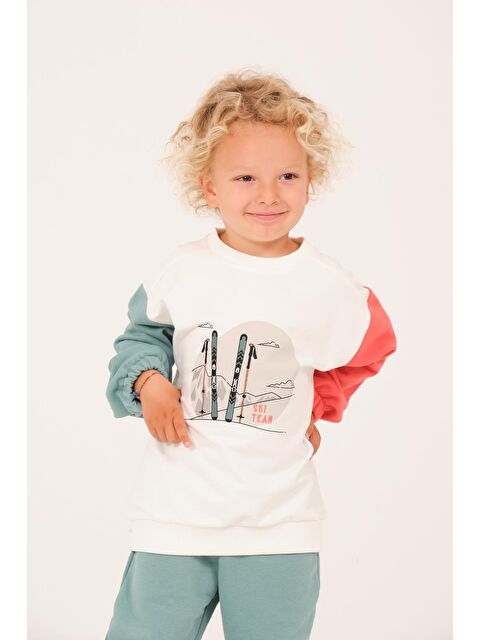 ZEYLAND Erkek Çocuk Renkli Baskı Nakış Detaylı Sweatshirt - Mint - S000316177-1180
