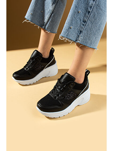 Pembe Potin Kalın Taban Bağcıklı Fileli Taş Detaylı Kadın Sneakers 89-044-25Byaz - S000392421-19351