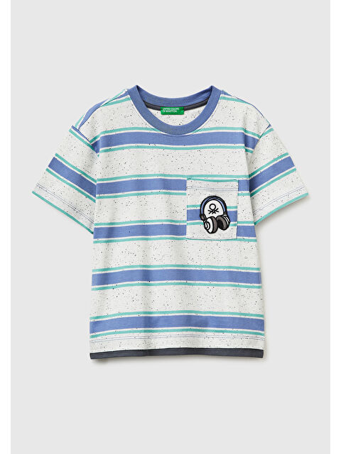 United Colors Of Benetton Erkek Çocuk Açık Mavi Mix Yama Detaylı Cepli Çizgili Bisiklet Yaka T-Shirt