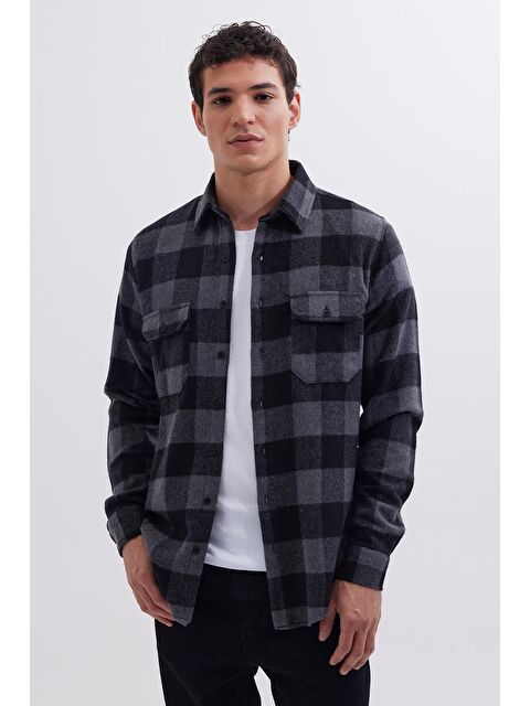 TUDORS Erkek Slim Fit Dar Kesim Uzun Kollu Kapaklı Çift Cepli Kareli Kışlık Oduncu Gömlek - S000519220-23173