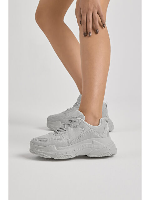 TONNY BLACK Kadın Gri Süet Yüksek Taban Bağcıklı Spor Ayakkabı - S000053856-20600