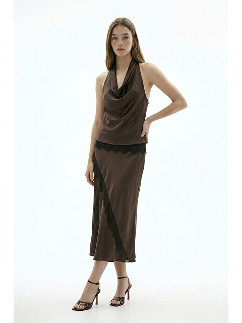 QUZU Dantel Şeritli Saten Midi Etek Kahverengi - S000523976-19413