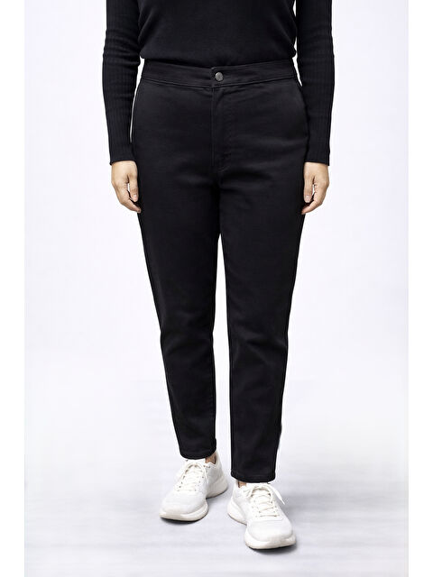 carla10 Büyük Beden Esnek Siyah Kadın Jean - S000506688-19351