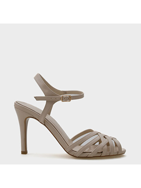Capone Outfitters Corri Topuklu Kafes Örgülü Bilekten Bantlı Kadın Sandalet - S000516890-19965