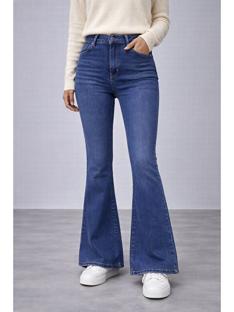 carla10 İspanyol Paça Lacivert Jean - S000506691-21164