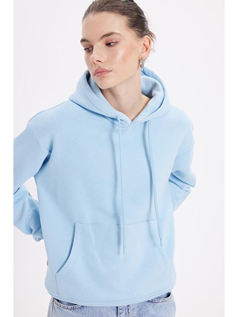 TUDORS Kadın Oversize Geniş Kesim Pamuklu Yumuşak Dokulu İçi Polarlı Basic Mavi Kapüşonlu Sweatshirt - S000523098-17234