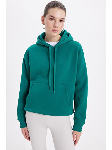 TUDORS Kadın Oversize Geniş Kesim Pamuklu Yumuşak Dokulu İçi Polarlı Basic Yeşil Kapüşonlu Sweatshirt - S000523104-18194
