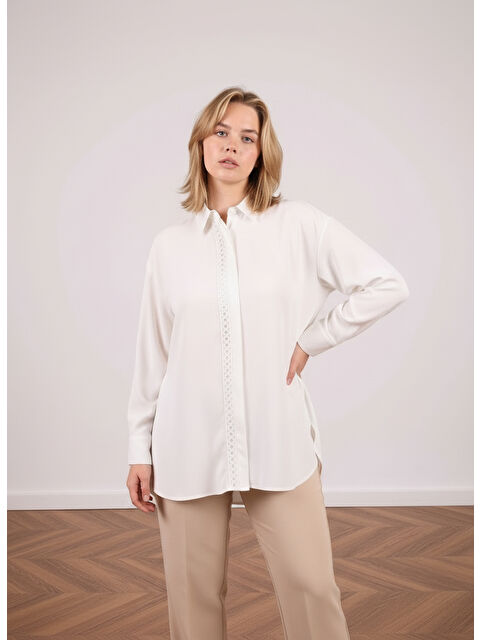 Pera Moda Büyük Beden İç Göstermeyen Uzun Oversize Önü Nakışlı Gömlek - S000504801-20063