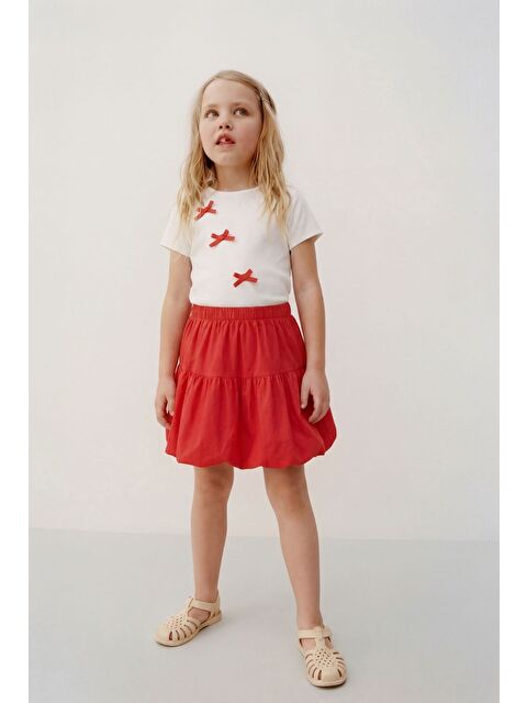 Magu Kız Çocuk Pamuklu Ekru Kırmızı Fiyonk Detaylı Tişört Etek Takım - İkili Kombin