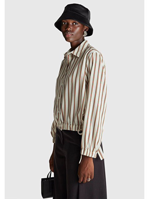 United Colors Of Benetton Kadın Bej Viskoz Karışımlı Çizgili Altı Lastikli Relaxed Fit Gömlek - S000514131-19928