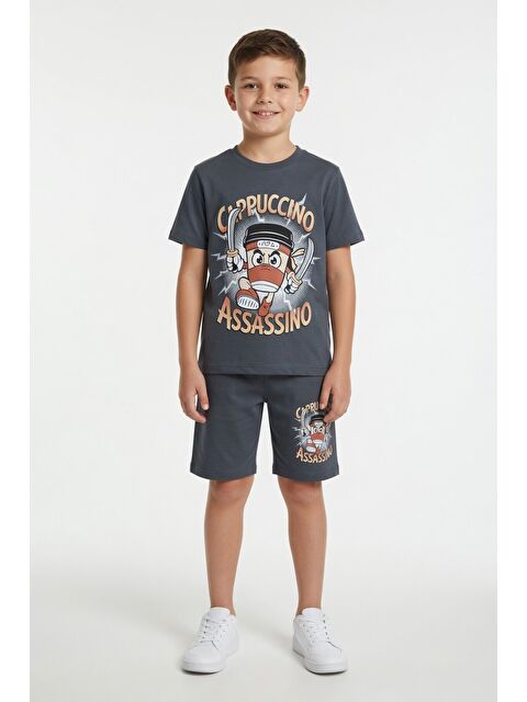 Cansın Mini Füme Karakter Baskılı Bisiklet Yaka Tişörtlü Erkek Çocuk Şortlu Takım 23844