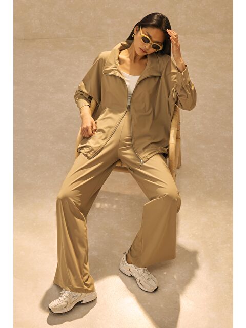 HE-QA Dik Yaka Eşofman Takımı Kum Beji