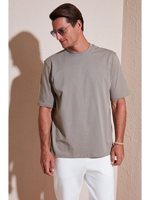 Buratti Pamuklu Oversize Bisiklet Yaka Basic Erkek Tişört 5902365 - S000001331-29460