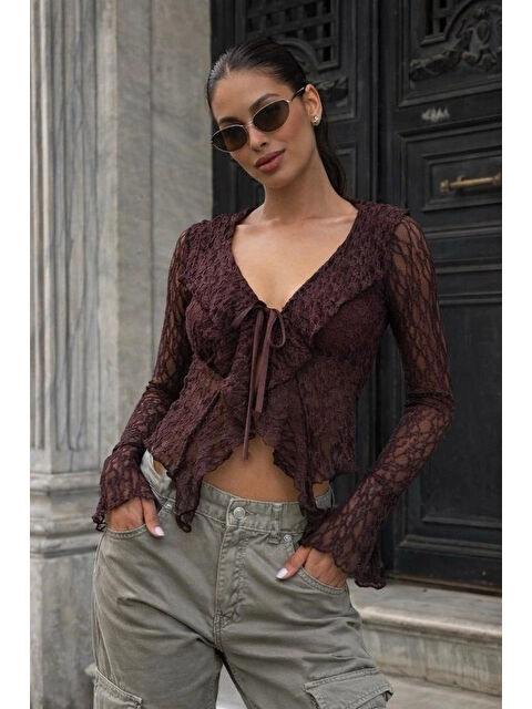 eka Kadın Kahve Dantel Bağlamalı Bluz 0600-0373