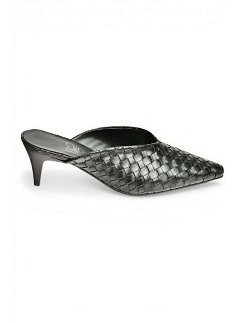Fox Shoes Siyah Kadın Terlik Y654660709