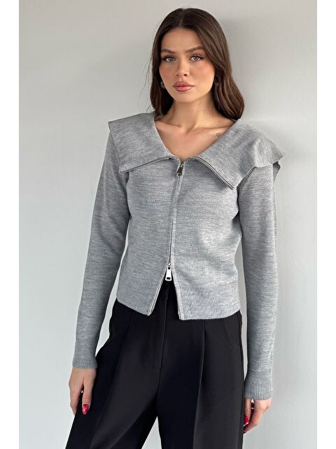 Gülseli Kadın Bebe Yaka Fermuarlı Triko Bluz - S000517471-20600