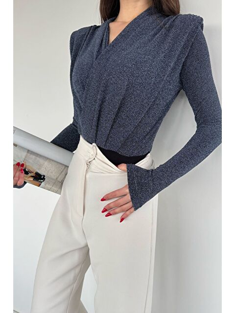 Gülseli Kadın Simli Zıbınlı Bluz - S000517481-23093