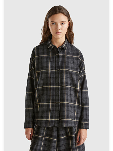 United Colors Of Benetton Kadın Antrasit Pamuk Ve Yün Karışımlı Gizli Düğmeli Sivri Yaka Gömlek - S000316210-29666