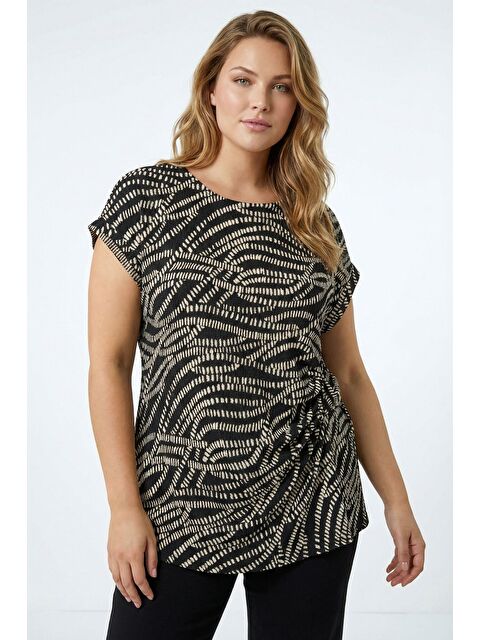 Stil Diva Büyük Beden Bisiklet Yaka Siyah Soyut Baskılı Yandan Bağlamalı Bluz 616393 - S000501758-37246