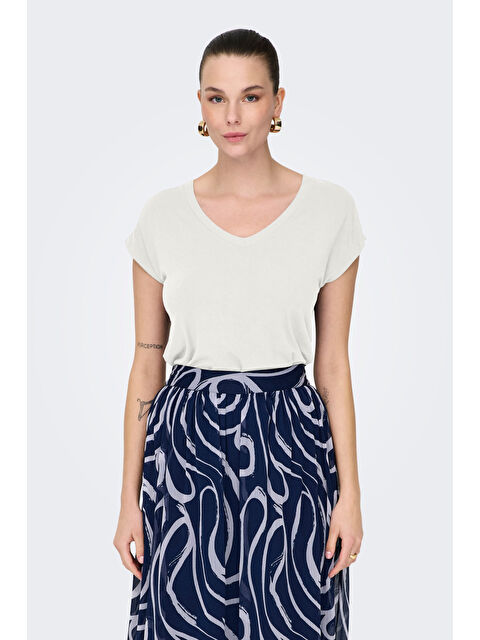 Only Onlrilla Regular Fit V Yaka Kısa Kollu T Shirt 15315776