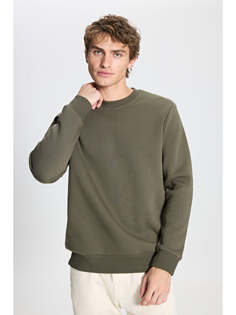 AC&Co / Altınyıldız Classics Erkek Haki Standart Fit Normal Kesim İçi Polarlı Bisiklet Yaka Sweatshirt - S000394309-18547