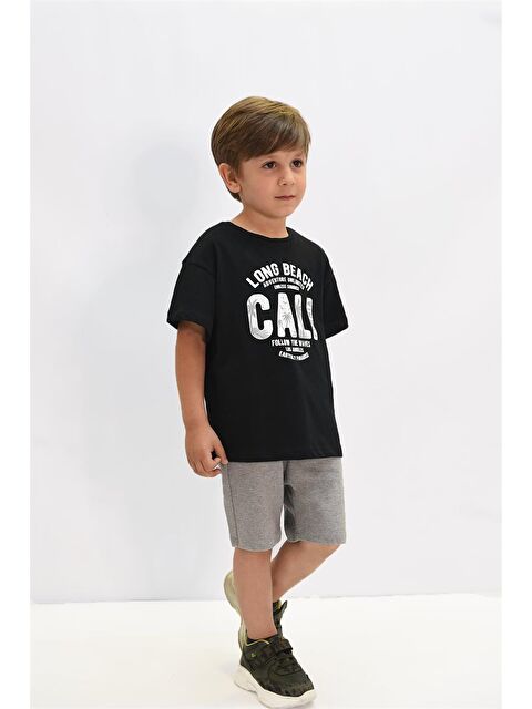 Luess Erkek Çocuk Fit California Baskılı Siyah Kısa Kollu Tişört Ve Gri Şort Takım - S000138060-19351