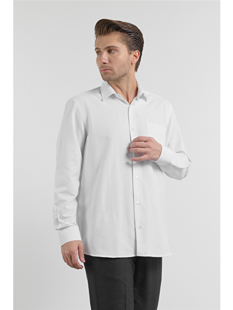 İMZA Beyaz Sert Yaka Uzun Kol Cepli Comfort Fit Pamuklu Gömlek 1004255285