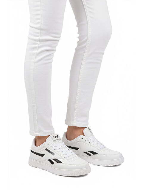 Walkway Beyaz Siyah Bağcıklı Hafif Cilt Erkek Spor Ayakkabı Marlow M - S000459383-37246