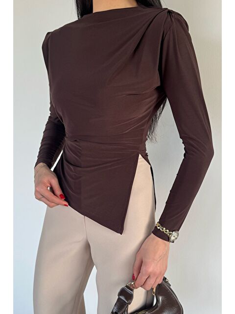 Gülseli Kadın Bel Ve Omuz Büzgülü Vatkalı Bluz - S000517483-19413