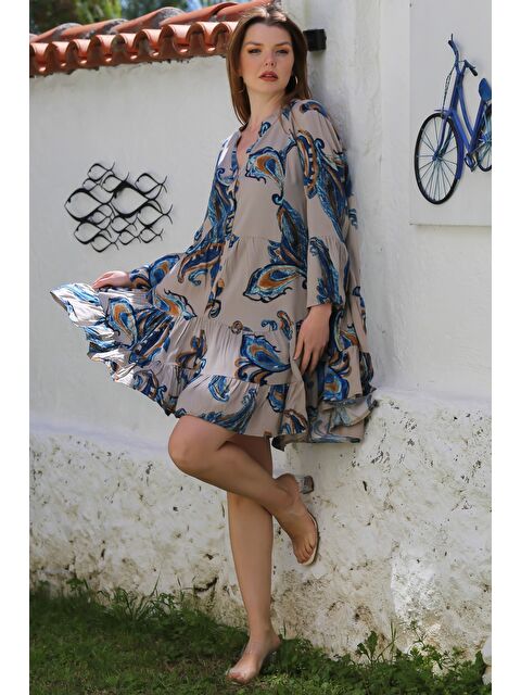 Chiccy Bej-Mavi V Yaka Fırfırlı Kol Şal Desenli Düğmeli Eteği Fırfırlı Casual Viskon Dokuma Elbise 95 60 - S000468903-37213