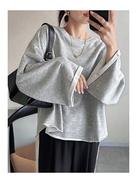 Tarz Cool Oversize Kesim Bisiklet Yaka Uzun Kollu Sweatshirt