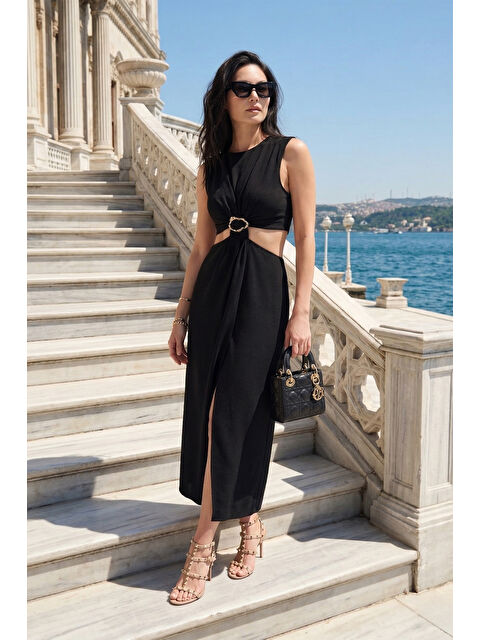 Lela A Kesim Bisiklet Yaka Yırtmaçlı Aksesuar Detaylı Midi Boy Elbise 6525743